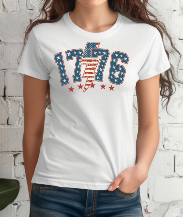 Vintage 1776 4th of July T shirt